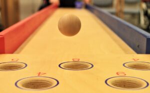 高級老人ホームで認知症に対応するスタッフの役割は？