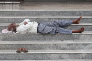 親の老後に安全な施設を選ぶためのポイントは？