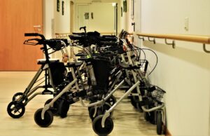 高級老人ホームの悪質施設を見分ける方法は？